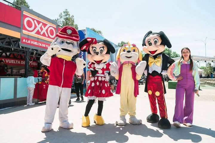 HOY ABRE PEQUEÑOPOLIS