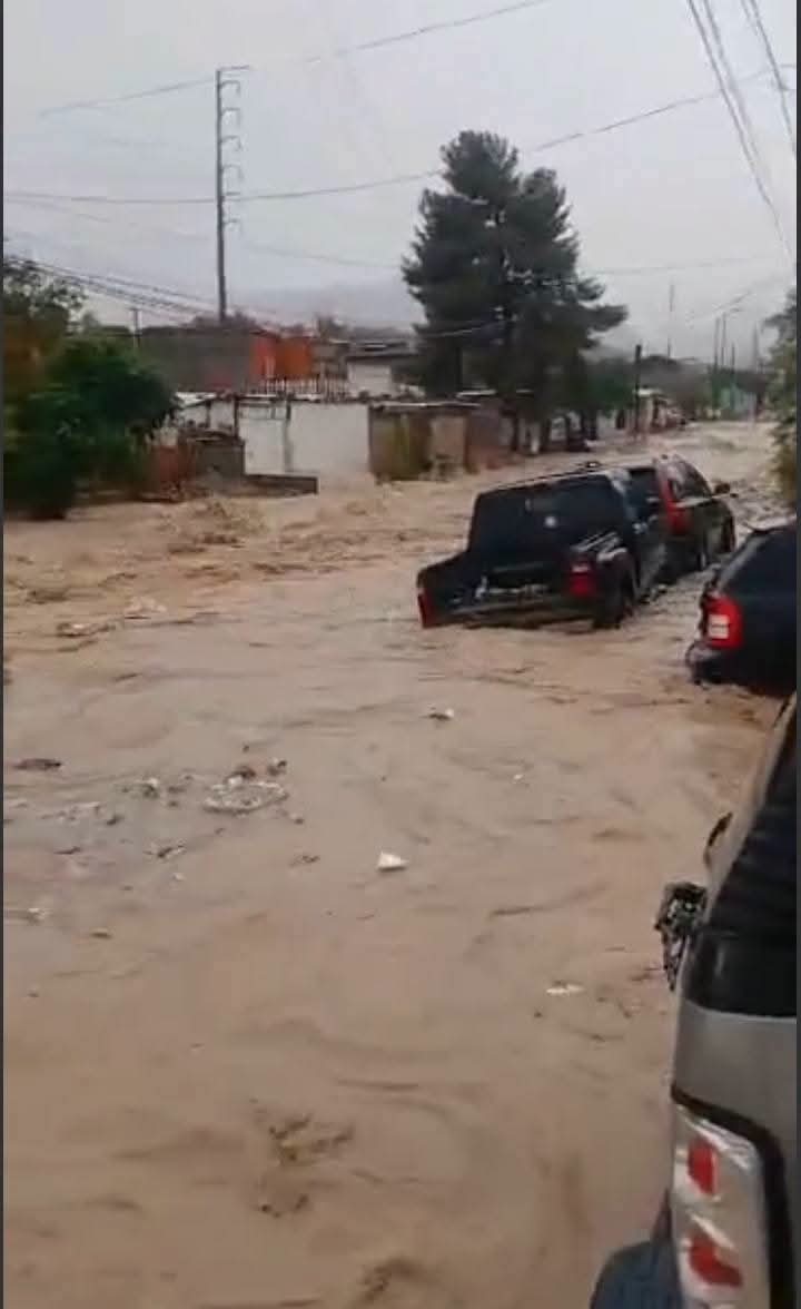 LLOVERA EN JUÁREZ